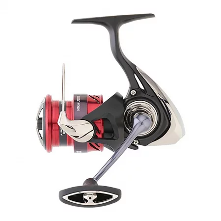 Макара за спининг с изкуствени примамки daiwa ninja 23 lt 2500 xh